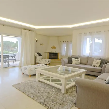 Pinhal 213-cleverdetails- Sleeps 8, Quiet Area, Walking Distance