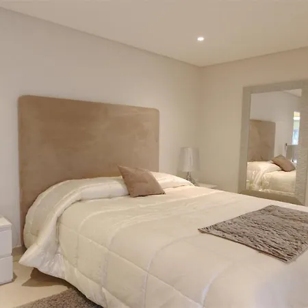 Pinhal 213-cleverdetails- Sleeps 8, Quiet Area, Walking Distance Villa
