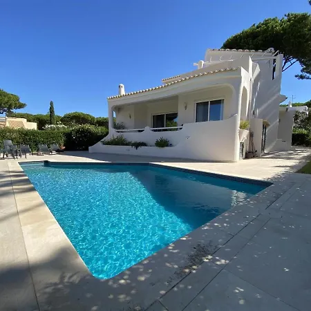 Pinhal 213-cleverdetails- Sleeps 8, Quiet Area, Walking Distance Vilamoura