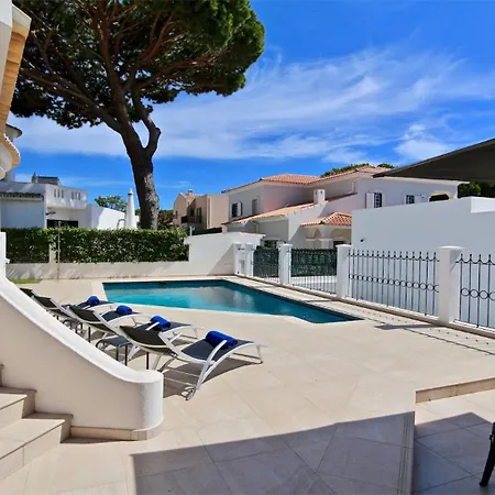 Pinhal 213-cleverdetails- Sleeps 8, Quiet Area, Walking Distance فيلة