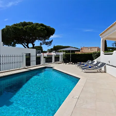 Villa Pinhal 213-cleverdetails- Sleeps 8, Quiet Area, Walking Distance Vilamoura